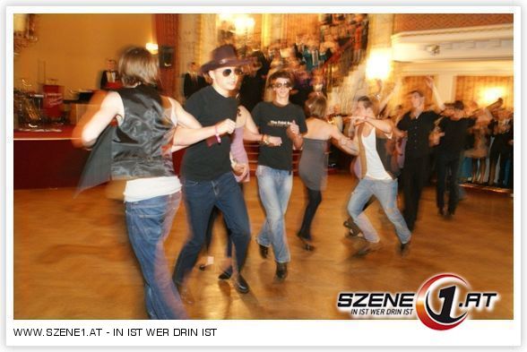 Foto 28 von 51 30. Ball der Albertus Magnus Schule Parkhotel