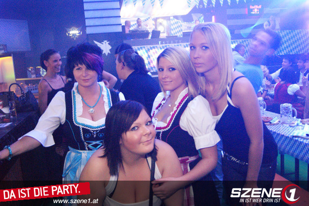 Paarty  - 