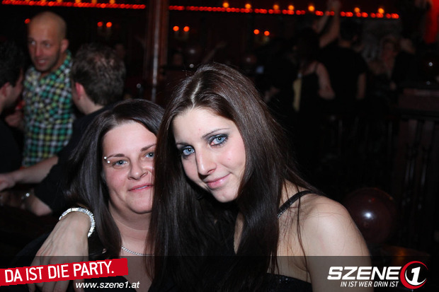 BeIm FoRtGeHn (PaRtyFoToS) - 