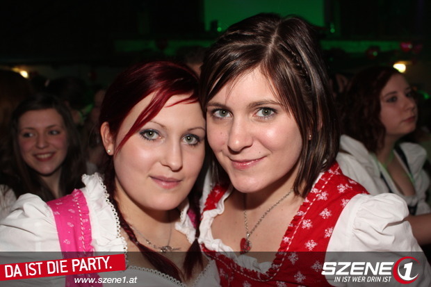 Dirndlclubbing - 