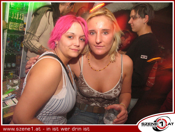 PaRtY fRiEnDs UnD aLkOhOl ! ! ! - 