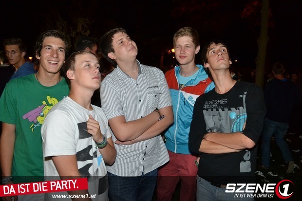 nightpoolparty - 