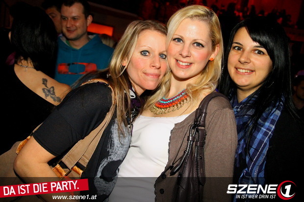 Party with my friends - 