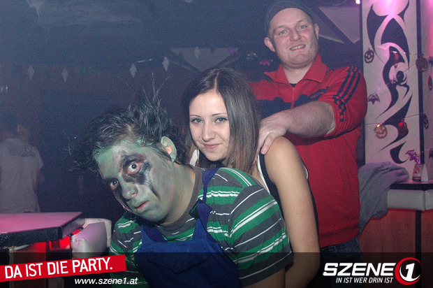 Halloween Party - 