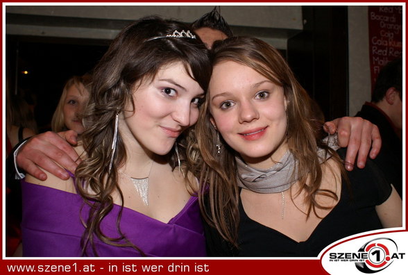 Neue Ballfotos!!!! - 