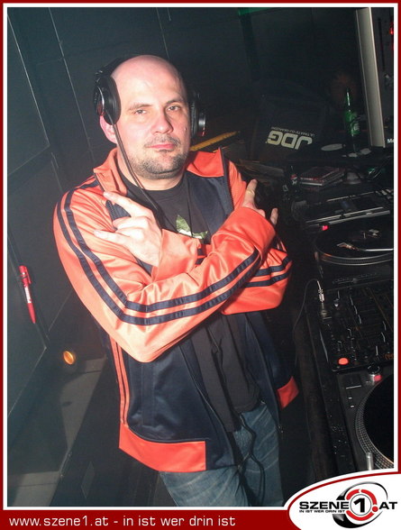 Dj,s - 