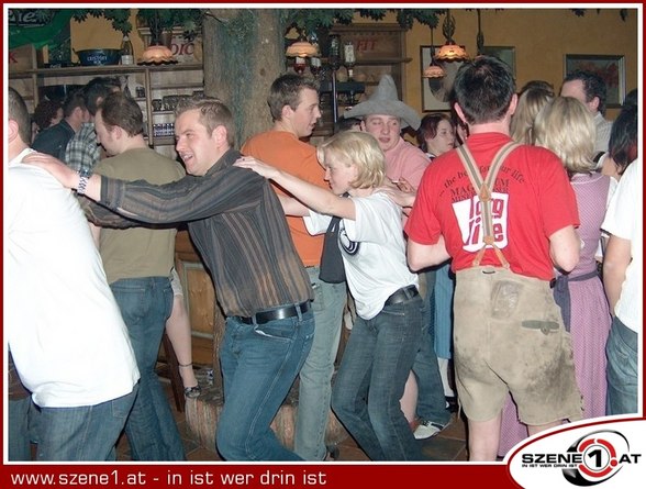 Lederhosenball + Frühschoppen Happy - 