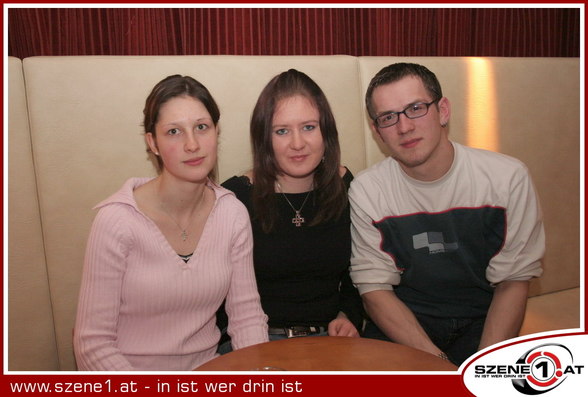 friends around me - 