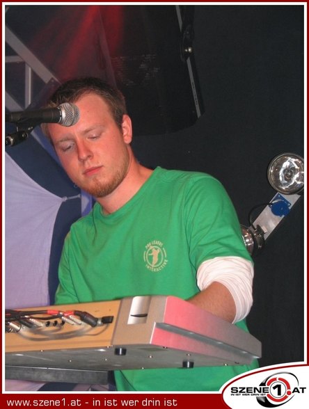 -->Energy 2006<-- - 