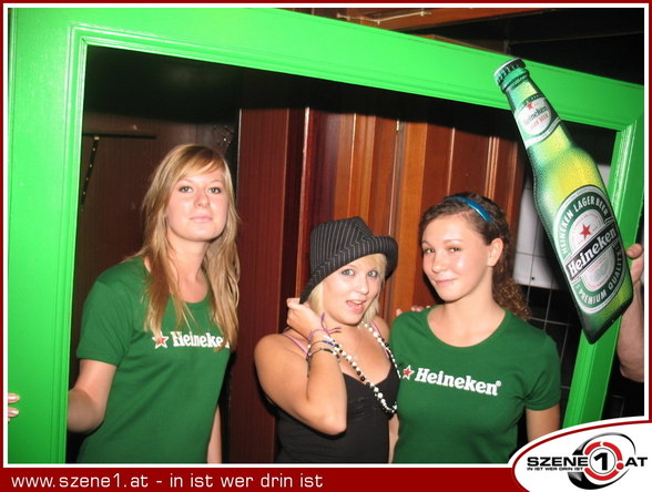 HeInEkEn PaRtY!! - 