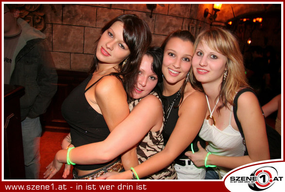 A 1, Empiere, Clubing;.......... - 