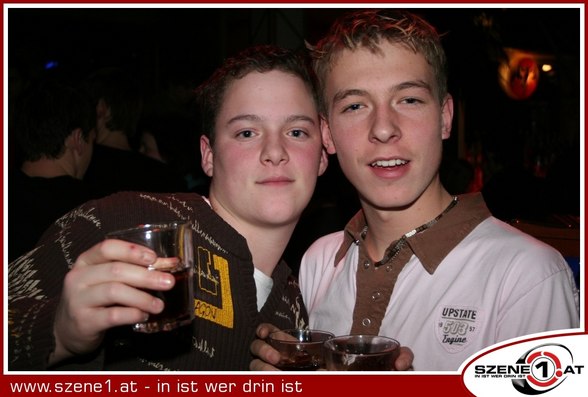 PaRtYsChWeInE @ Empire~~~ - 