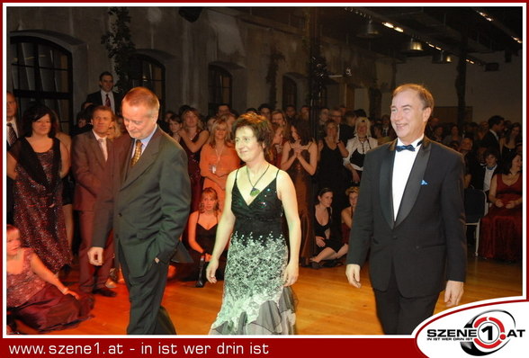 Maturaball 007 Lizenz zum Feiern - 