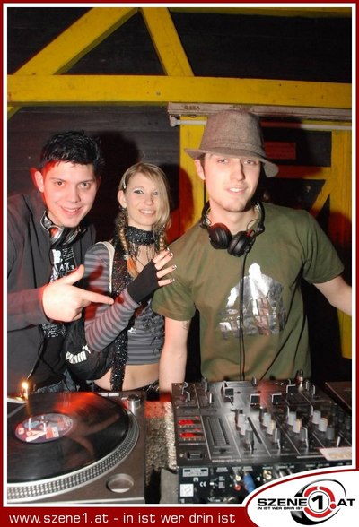 13 Jahres Feier @ Cave Club - 