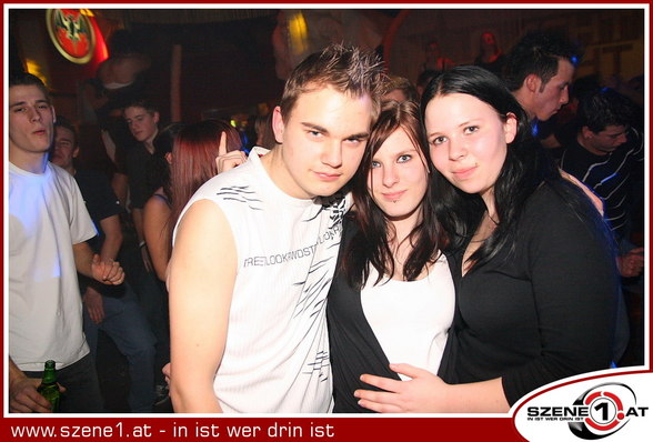 ~~~~~NAcHtScHiChT(PaRtYpEoPlE)~~~~~ - 