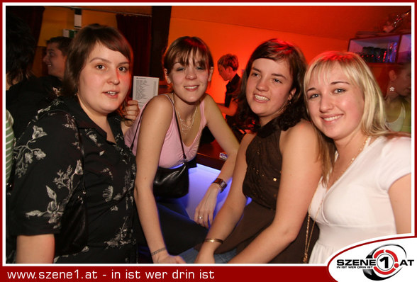 Partyhouse RIED - 