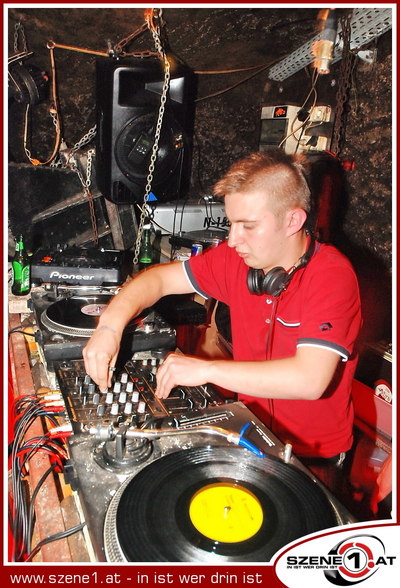 The Player vs. K-Mou-FlasH@CaveAfterhour - 