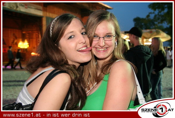 Schmusegirls....  ;-) - 