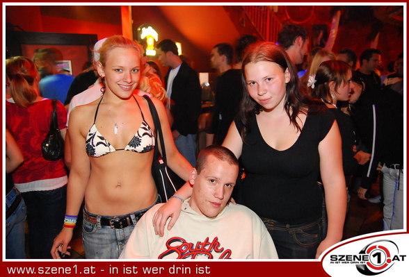 ~~~~~NAcHtScHiChT(PaRtYpEoPlE)~~~~~ - 