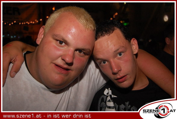 Generel fort geh mit nur leiwaunde leit! - 