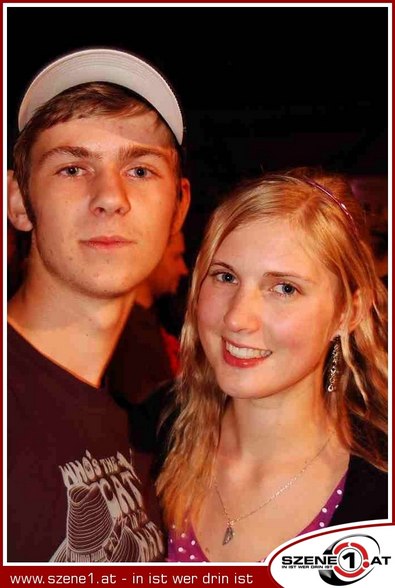SwEeT sIxTeEn - 