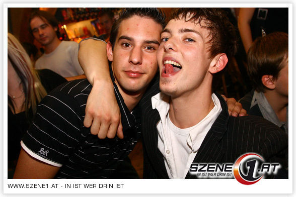 Verschiedene Partypics von Friends usw. - 