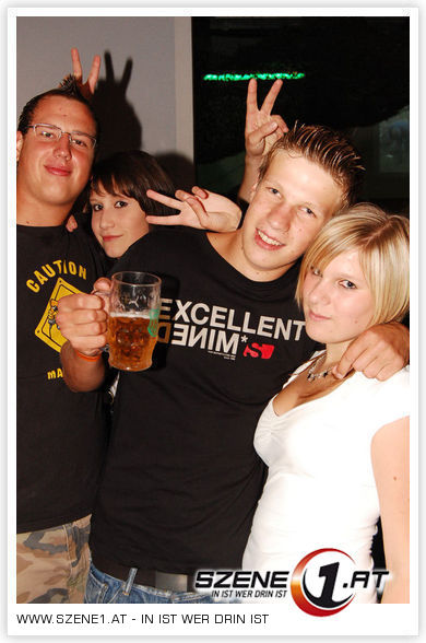 ??  der liiebe aLkohoL .. =) - 