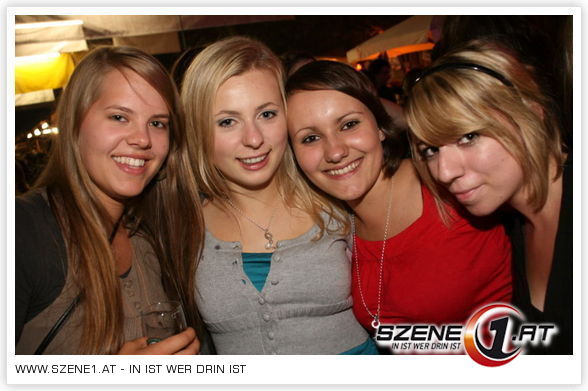 [Party hard 2008] - 