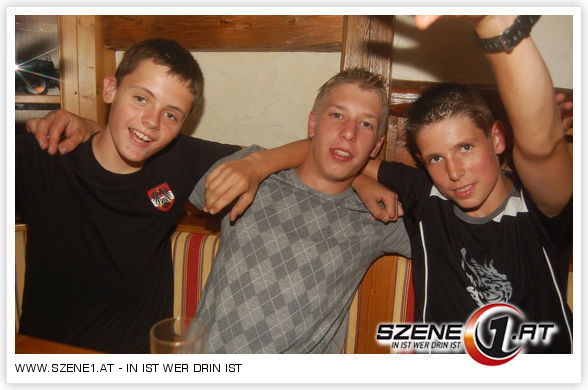 fortgehen saufen friends - 