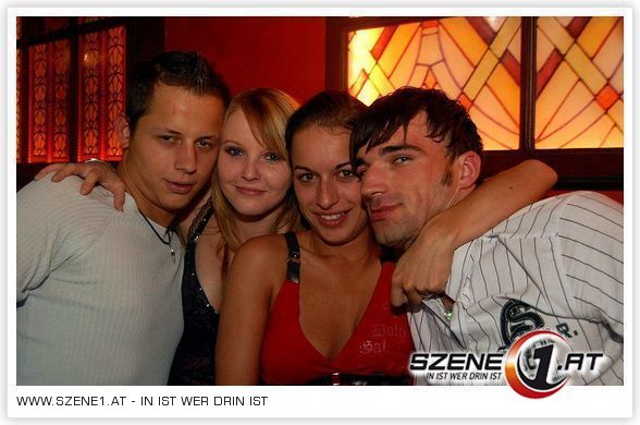 ich/freunde bei party machen!!! - 