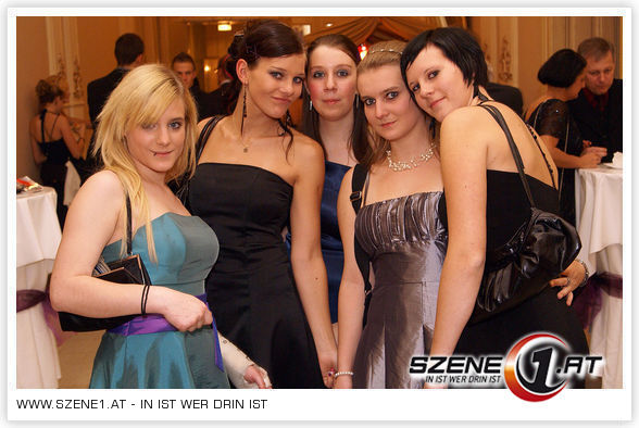 Auhof Ball - 