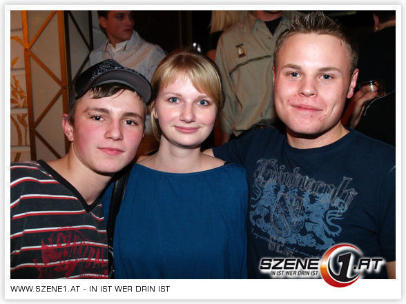 schau ma mal wos se olles so 2009 durt . - 