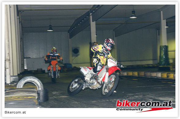 Supermoto-Hallentraining - 