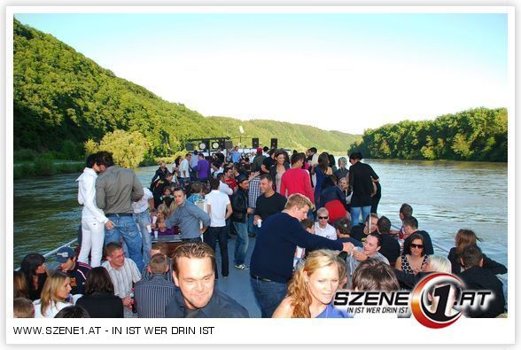 [Houseboat 16.5.09...ohjaa schön] - 