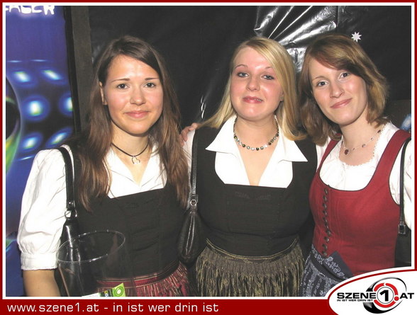 mit friends beim fortgeh - 