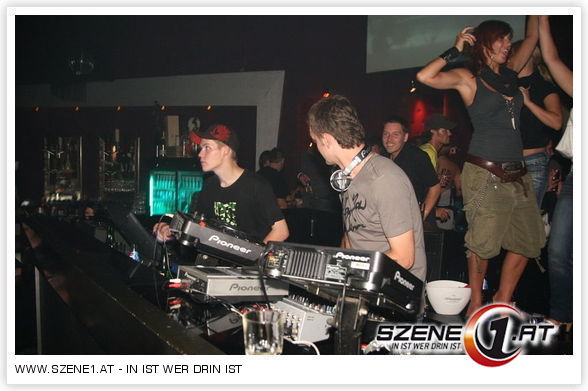 Fifty Fifty Wels - 
