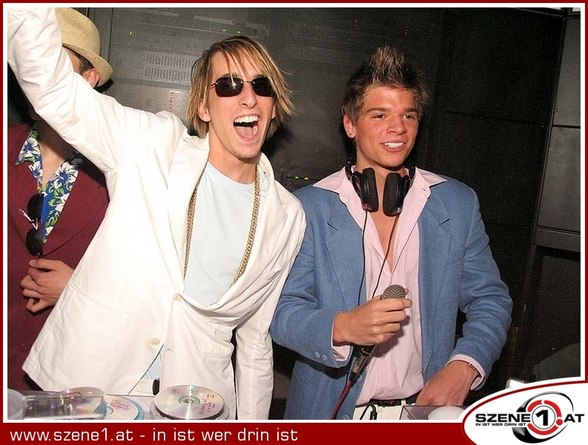 MIAMI VICE PARTY - 