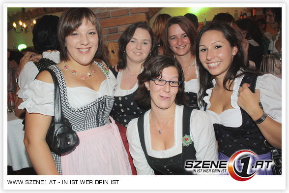 Im Dirndl - 