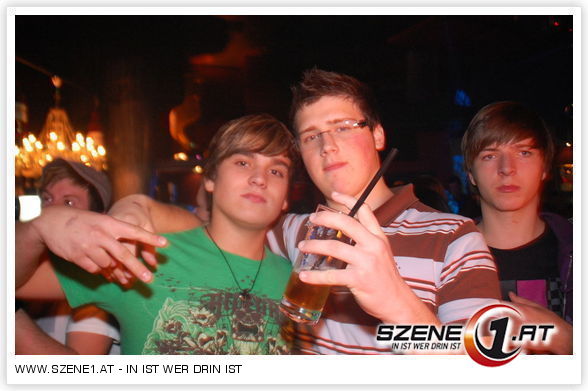 Party 09 - 