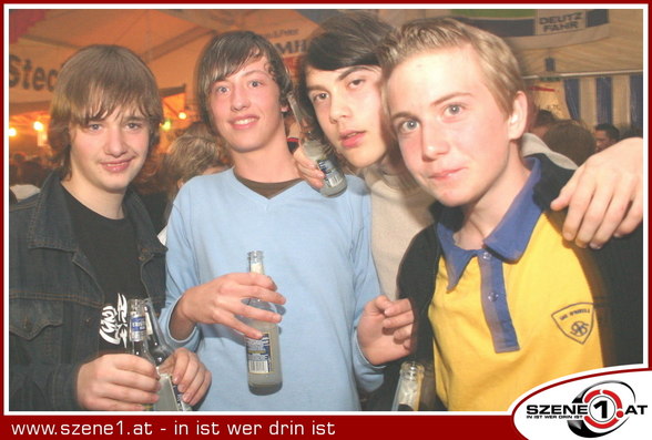 SzEnE1------> FOtOalbUm - 