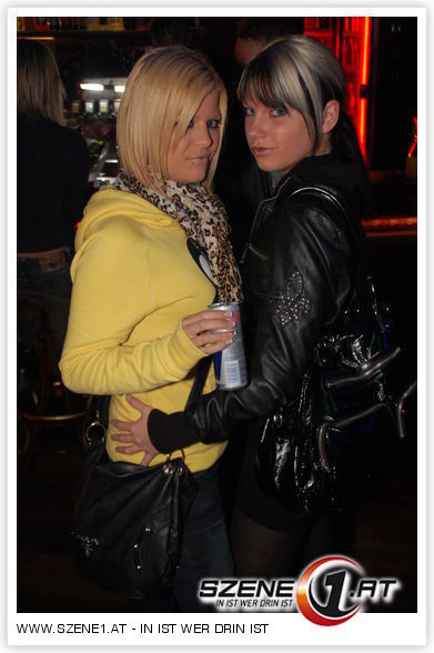 2_hot_Blondiie's :)  - 