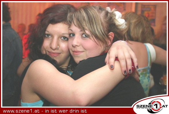 SzEnE1------> FOtOalbUm - 