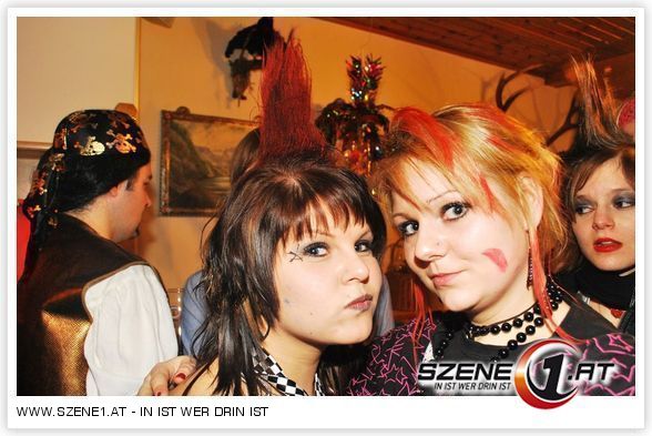 egal,...es is fasching....  - 