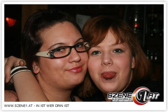 TRINK AUS PARTY - 