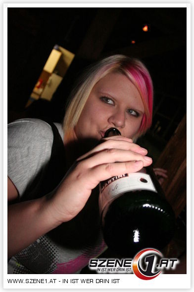 DaNi&MeInE BeSdN FrIeNdS!!! - 