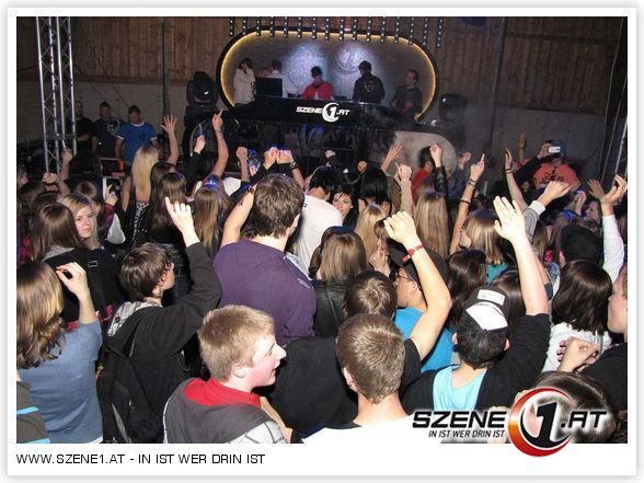 SZENE1-DJ-PULT - 