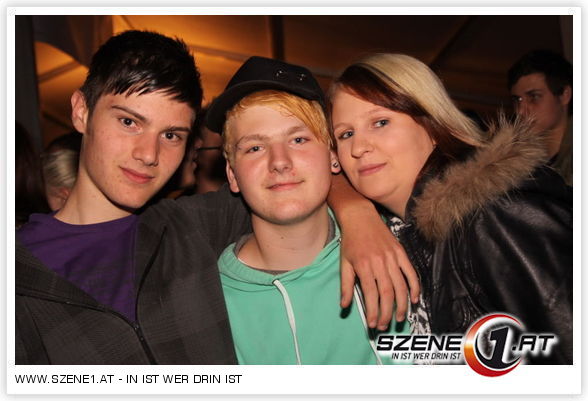 Ich und friends beim fortgehen 2010 - 