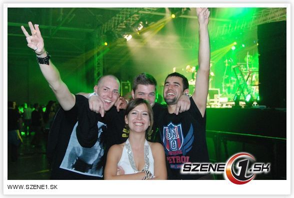 ALBUM - 