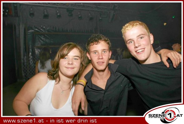 V.I.P 2005 - 