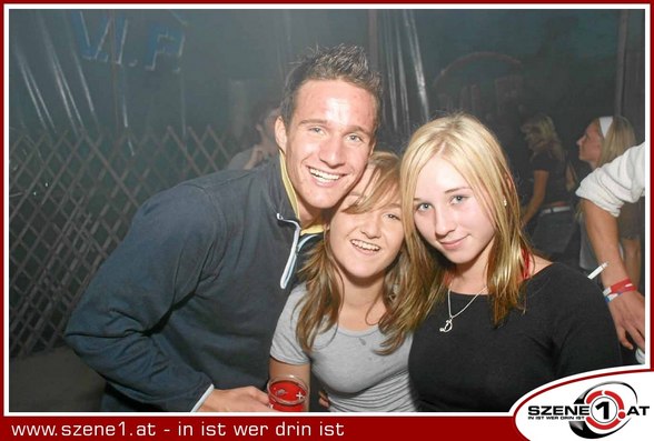 V.I.P 2005 - 